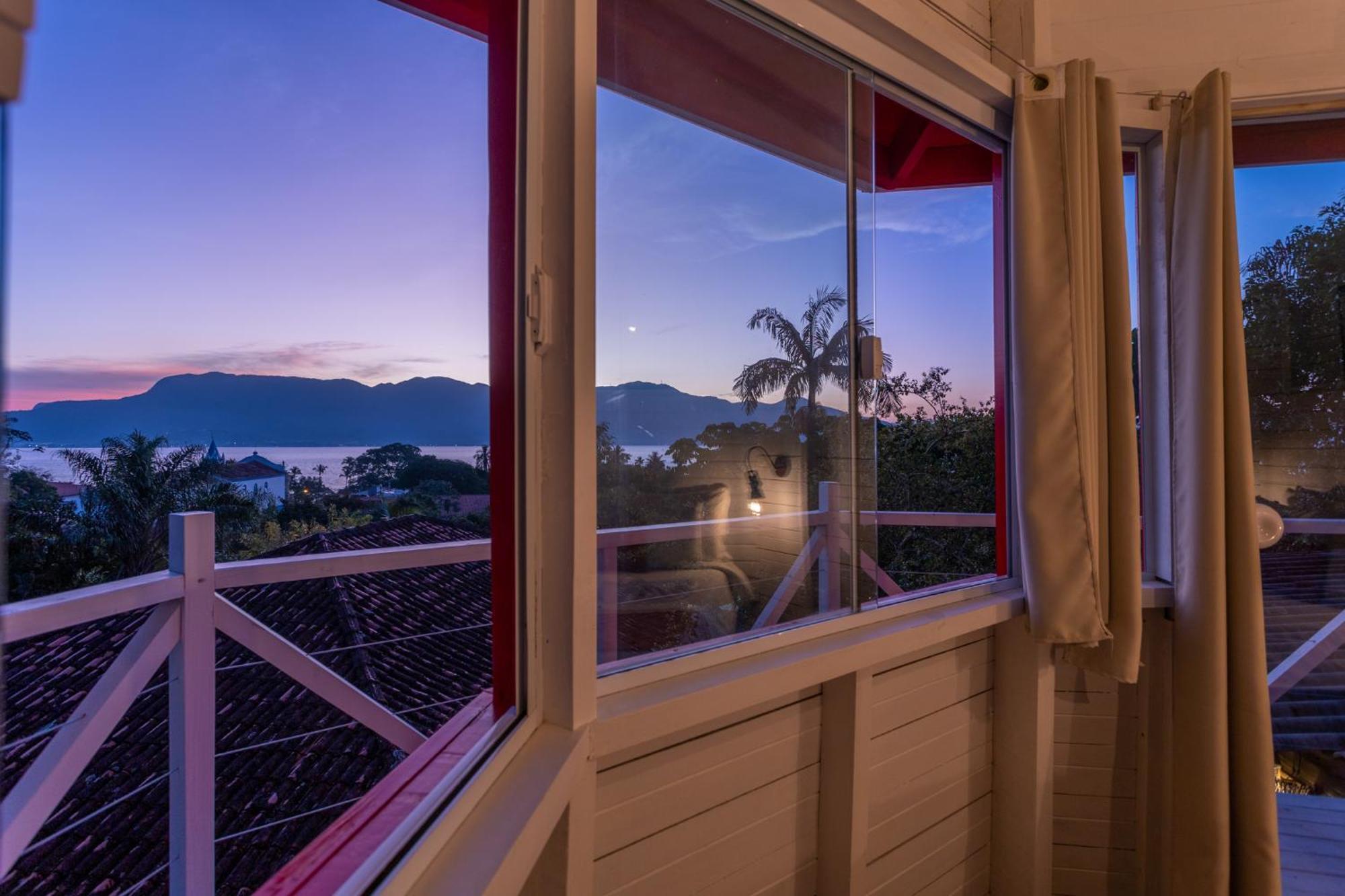 Hostel Da Vila Ilhabela Esterno foto